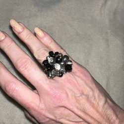 Stella & Dot Sophia Cluster ring adjustable from 5-9