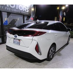 2018 Toyota Prius Prime Plus Hatchback