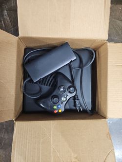 Xbox 360 Slim Console with Controller and Power Brick