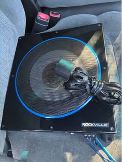 ROCKVILLE SUB AND AMP 800 watts size 10