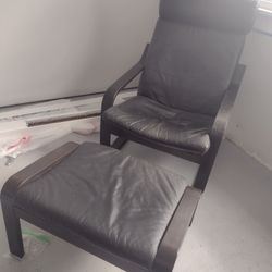 Ikea Leather Chair W Ottoman 