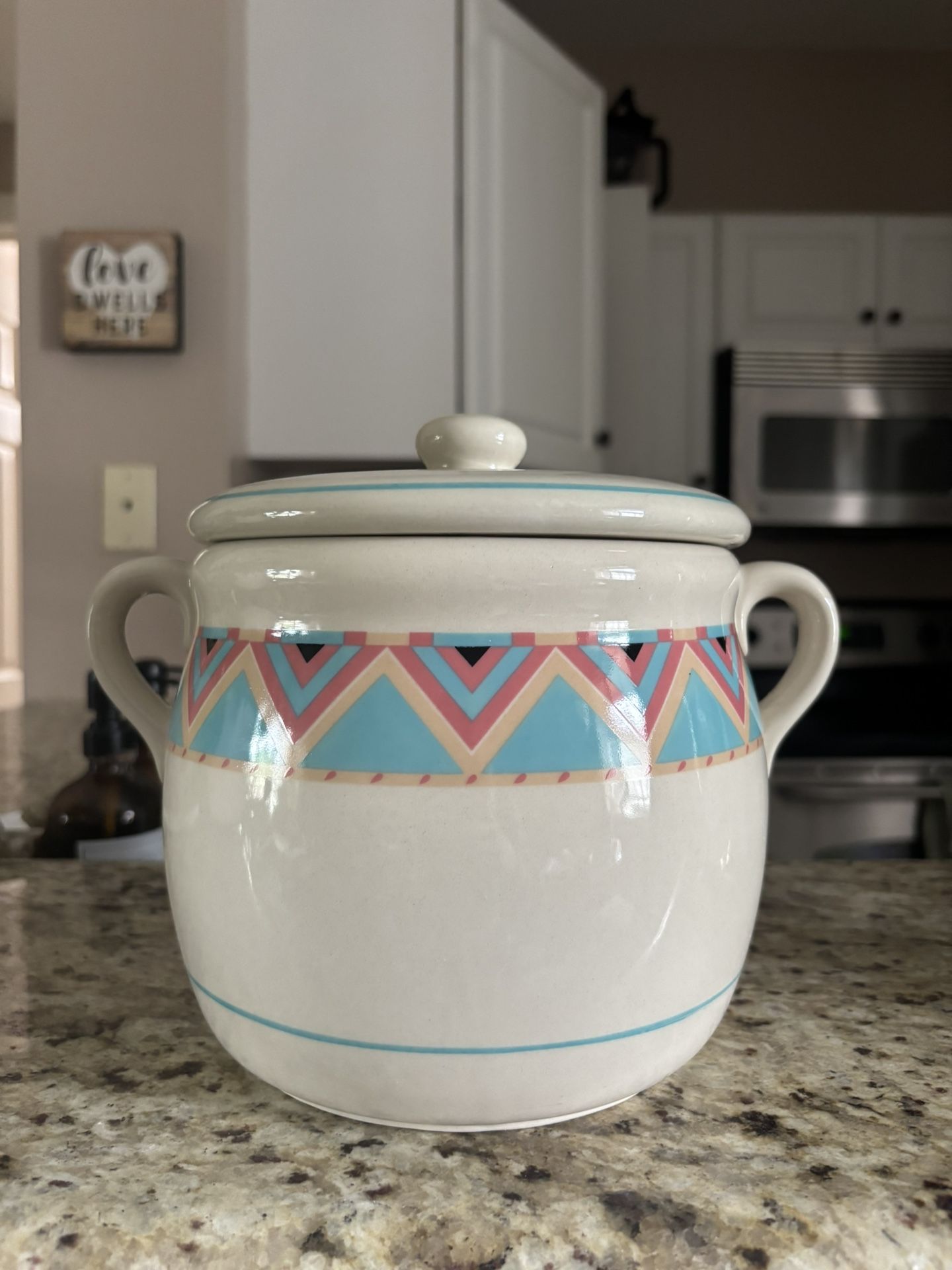Vintage Sango Stoneware Tureen with Lid โ Zuni Pattern #2521