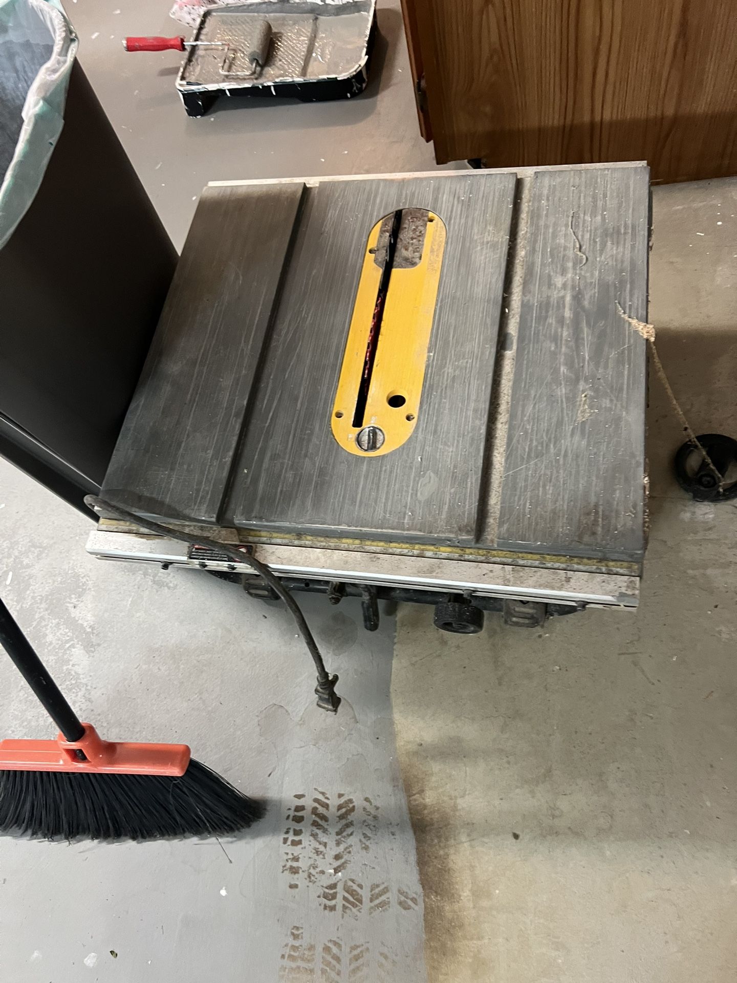table saw dewalt