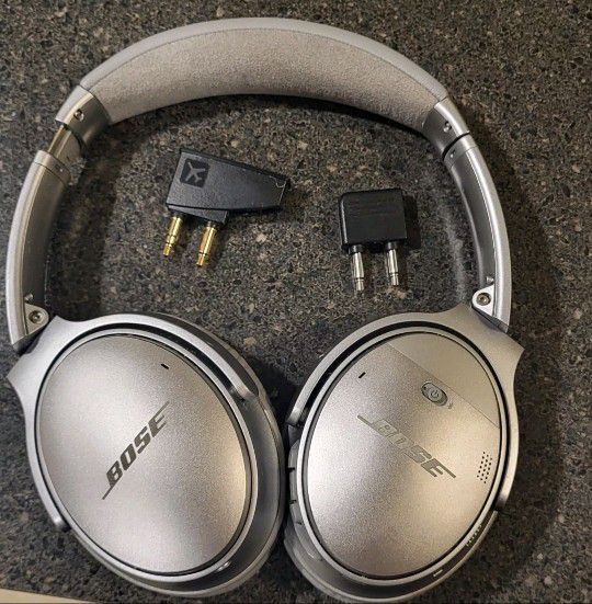 Bose Quiet Comfort 35 Over The Ear Headphones