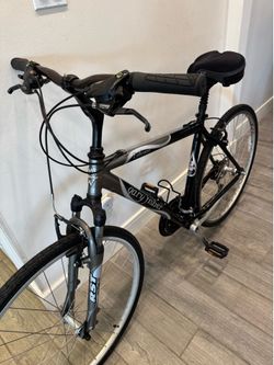Gary Fisher Large Hybrid Bike Trails Fun Tuned Ready/Ride