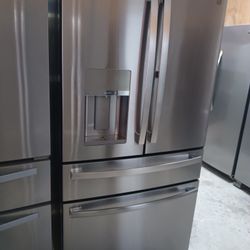 G/E Refrigerator French Door Stainless Steel Everything Works Good 👍