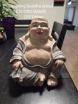 Laughing budha