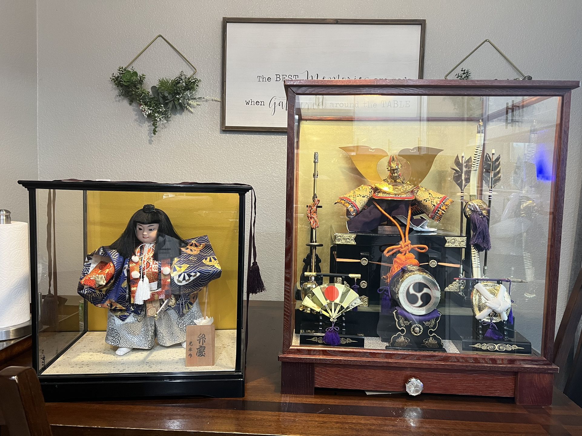 Yoroi Kabuto Display Case – With Music Box