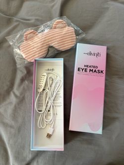 Drops of Diviniti Heated eye mask