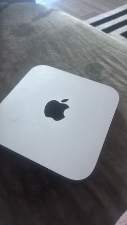 Apple Mac Mini M1 (A2686) ✔️ Fully reset ✔️ Excellent performance ✔️ Compact & powerful ✔️ Ready for setup Includes power cable.