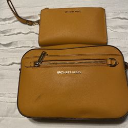 Cross Body Michael Kors With Wallet