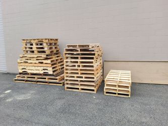 FREE PALLETS