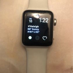 Apple Watch Series 3 38 Mm Comes With Charger 
