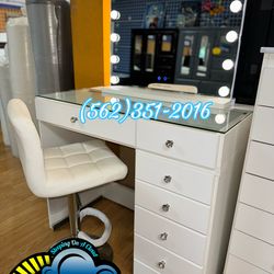 White vanity desk with led lights new dresser