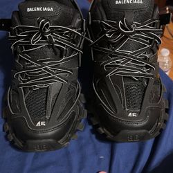 Balenciaga Track