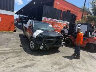 DODGE RAM 2016 5.7L ENGINES/ TRANSMISSION AND PARTS/ ONLY PARTS