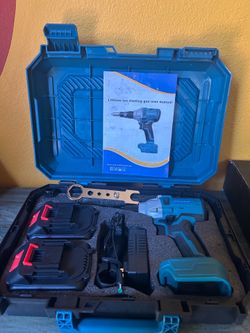 Lithium Rivet Ion Gun with Two 21V Batteries and Case