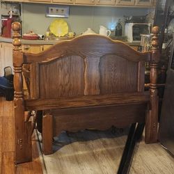 Queen Headboard And Footboard And Rails