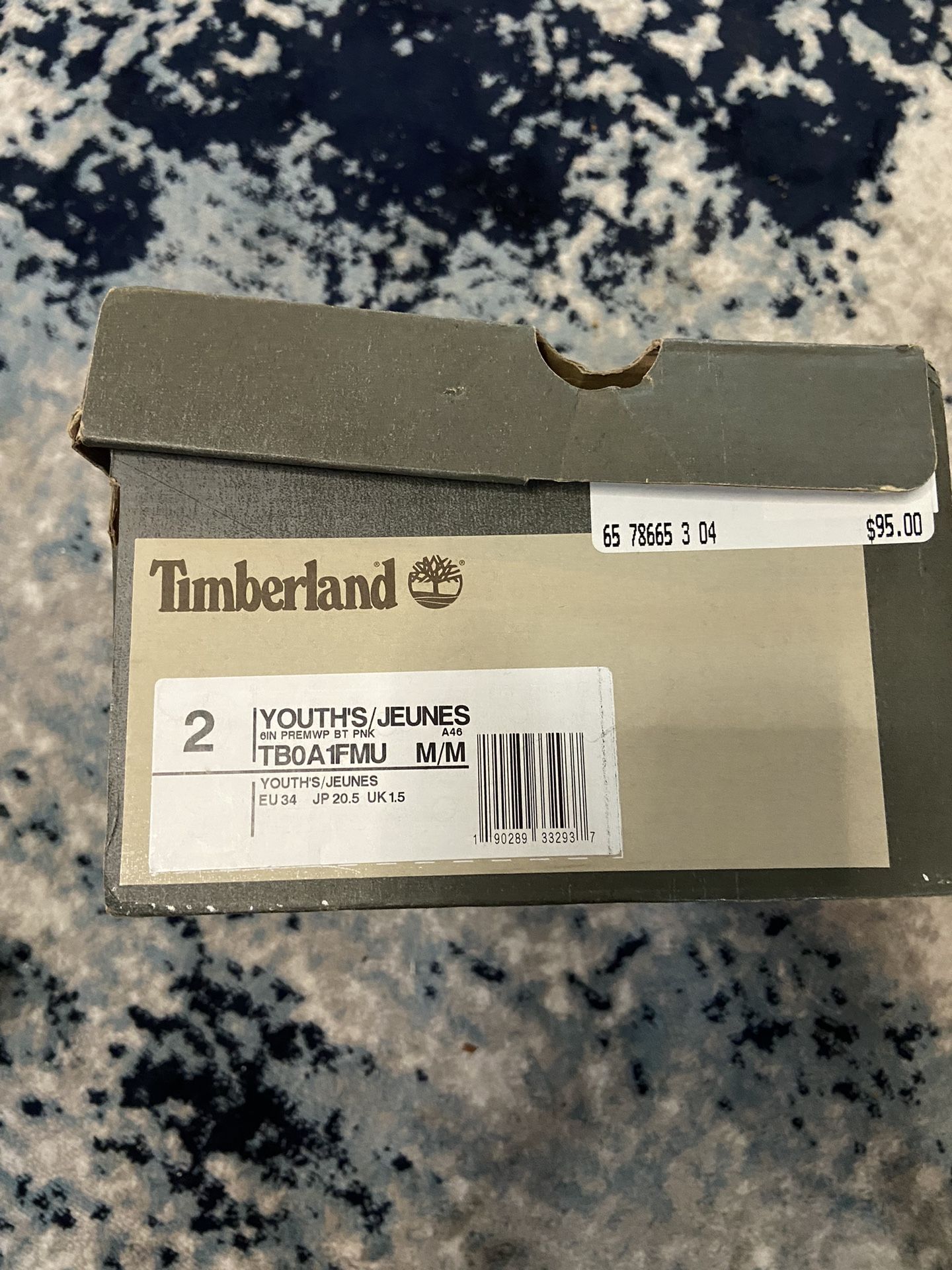 2 Y Air Jordans And Timberlands