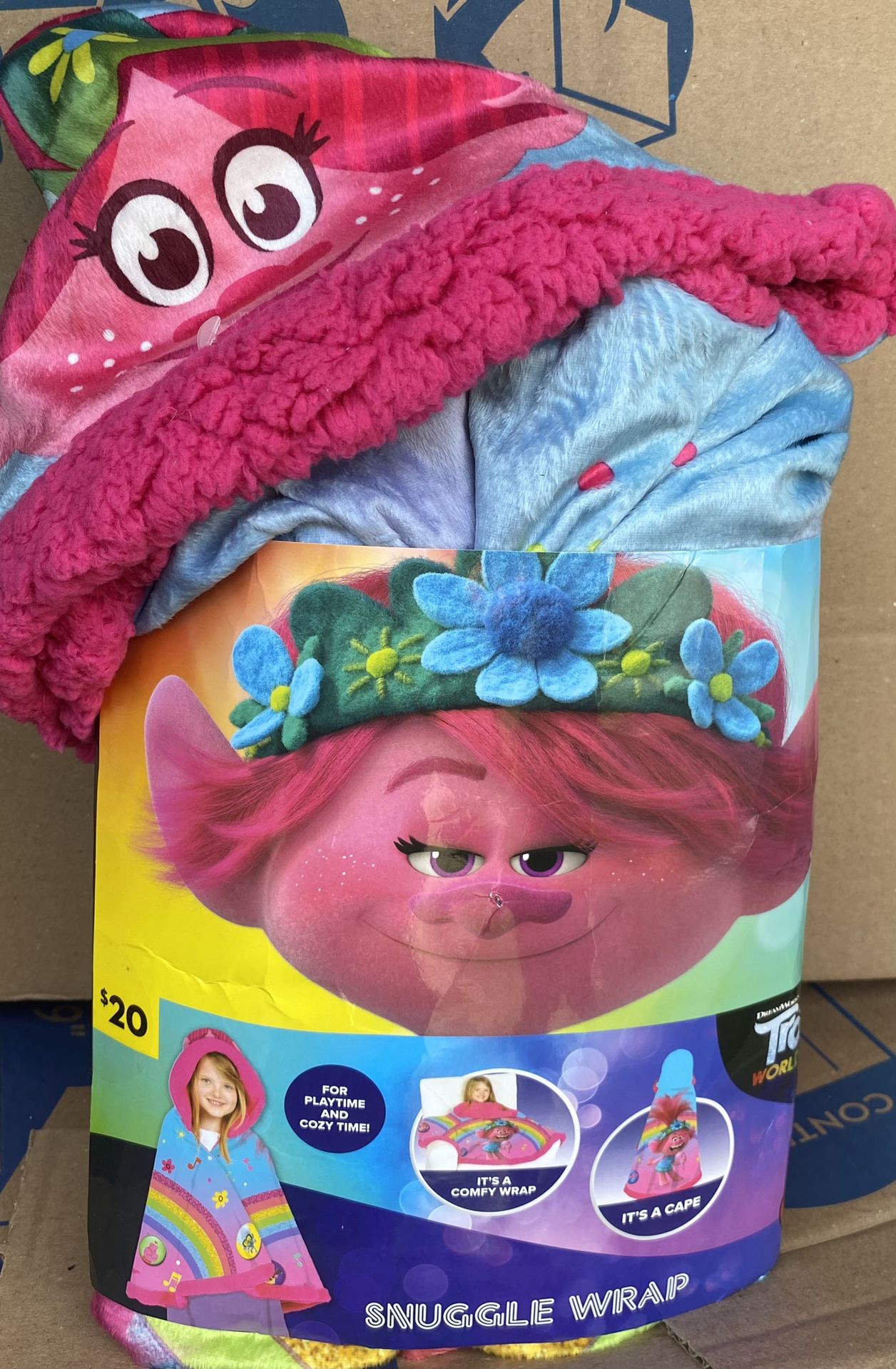 Trolls Snuggle Comfy Hooded Wrap