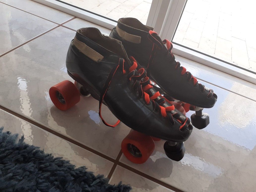 Riedell Roller Skates