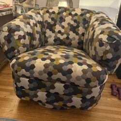 Post-modern Swivel Chairs 