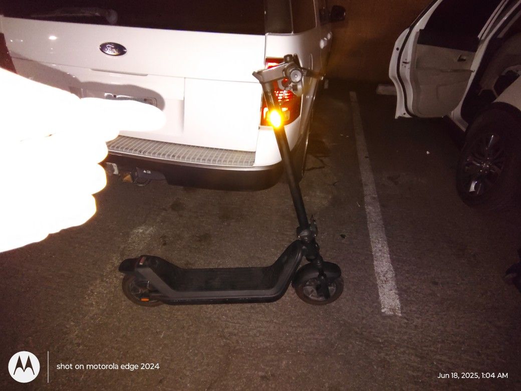 Electric Scooter KQi300p Off Road Package