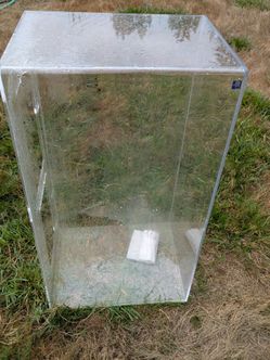 Sea Clear 50 gal + accessories