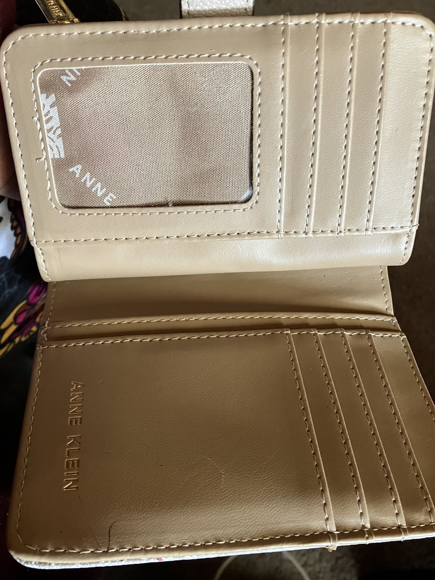 Wallet Anne Klein