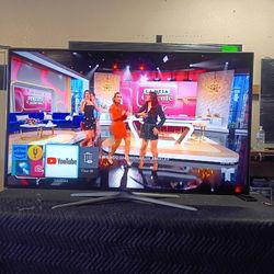 65 Inch Samsung Smart Really Nice Tv Comes With Remote Control Shows Great Picture Works Perfect Guaranteed 
