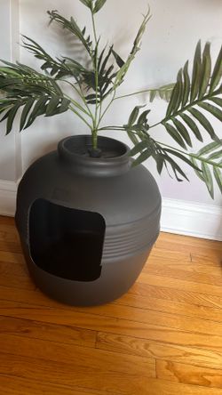 Cat box faux plant