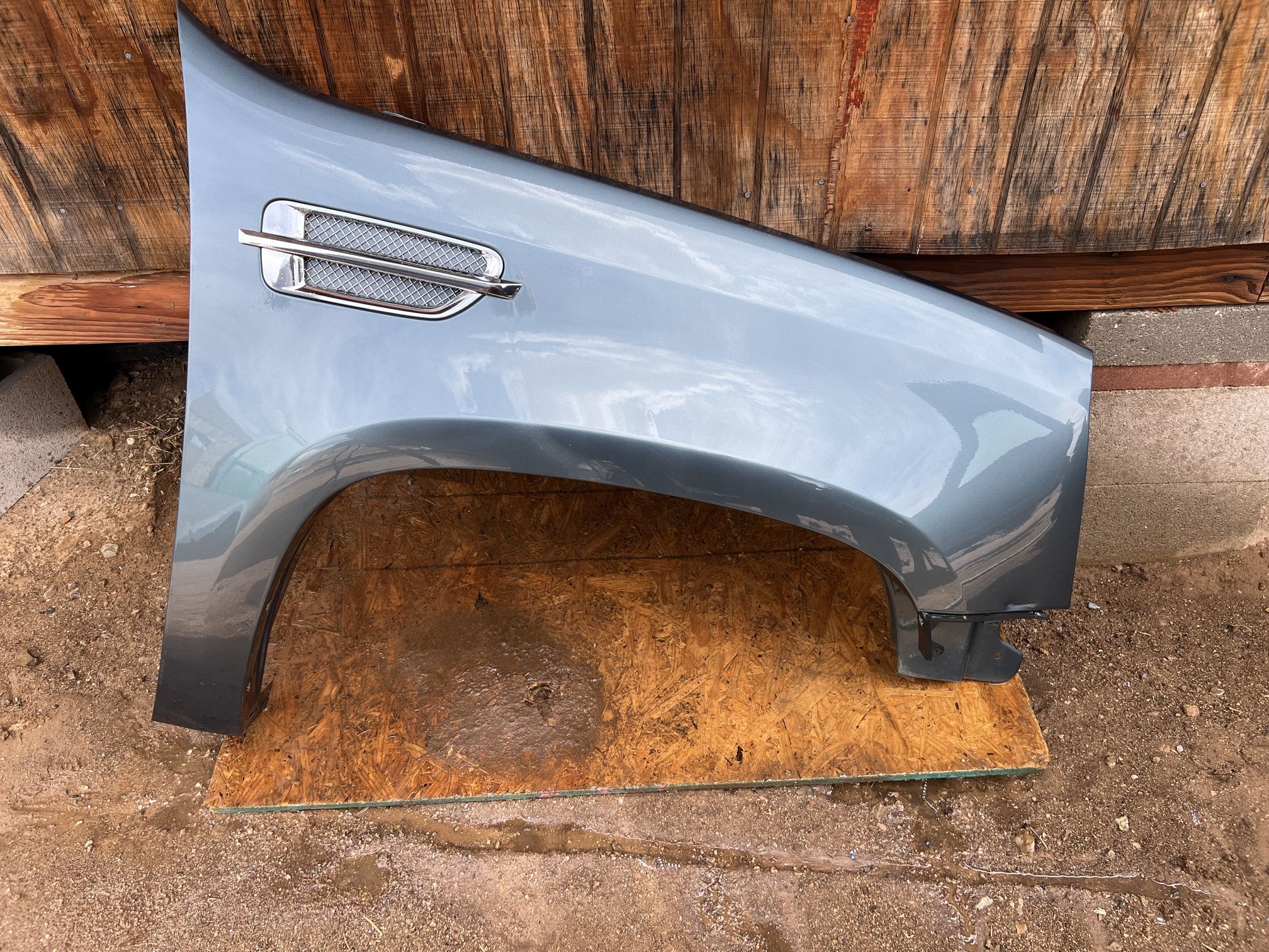 07-14 Escalade Passenger Fender