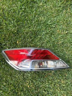 2014 Acura TL driver side taillight