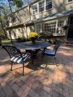 Iron patio set