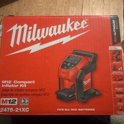 Milwaukee  Compact Inflator Kit 