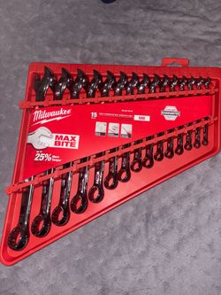 Milwaukee 15 pc SAE combination wrench set