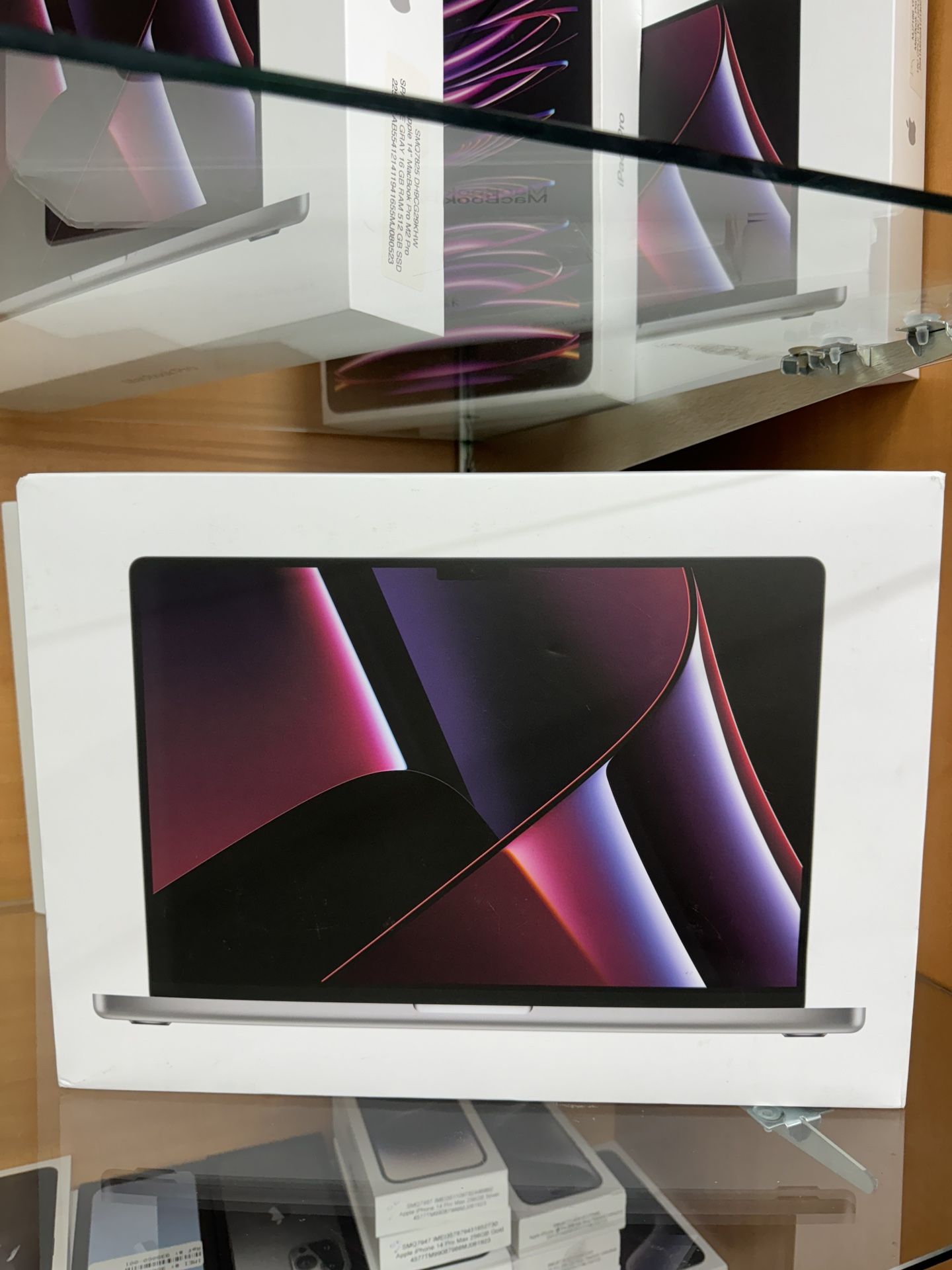 16” Apple MacBook Pro M2 16 GB Ram 1TB Ssd