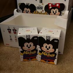 POPMART Mickey Family Vinyl Plush Pendants (Disney Characters)