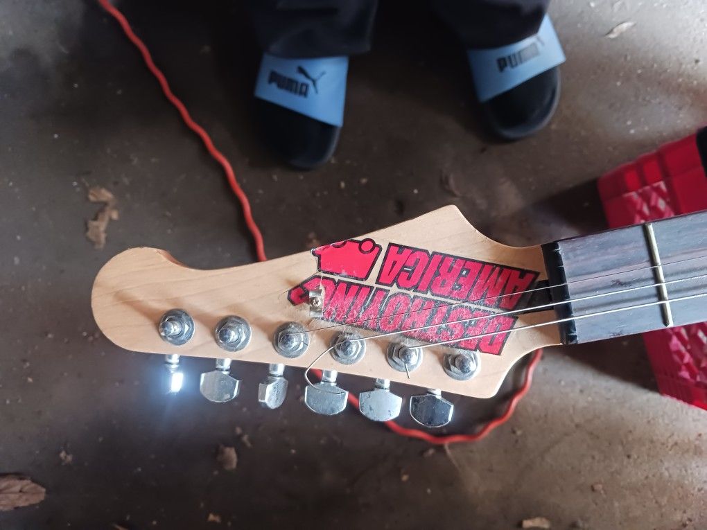 Guitar