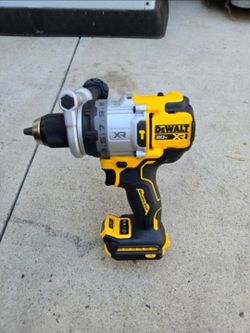 Dewalt 20v Hammer Drill Brushless XR 3speed Brand New Tool Only  New Model 