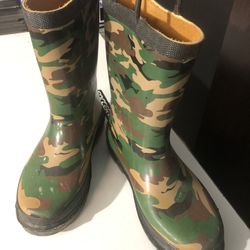 Rain boot U.S. size 2