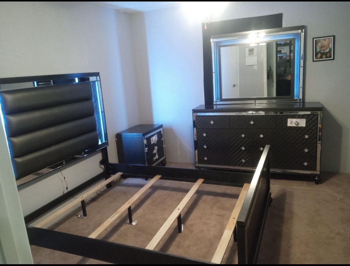 Bed Frame Set With Nightstand And Dressing Mirror