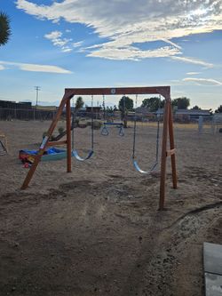 Swing set. Firm Price.