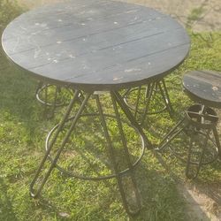 Dining Table And Chairs 