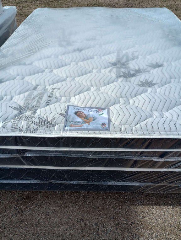 Brand New Queen Size Pillowtop Mattress Included Box Spring Free Delivery 