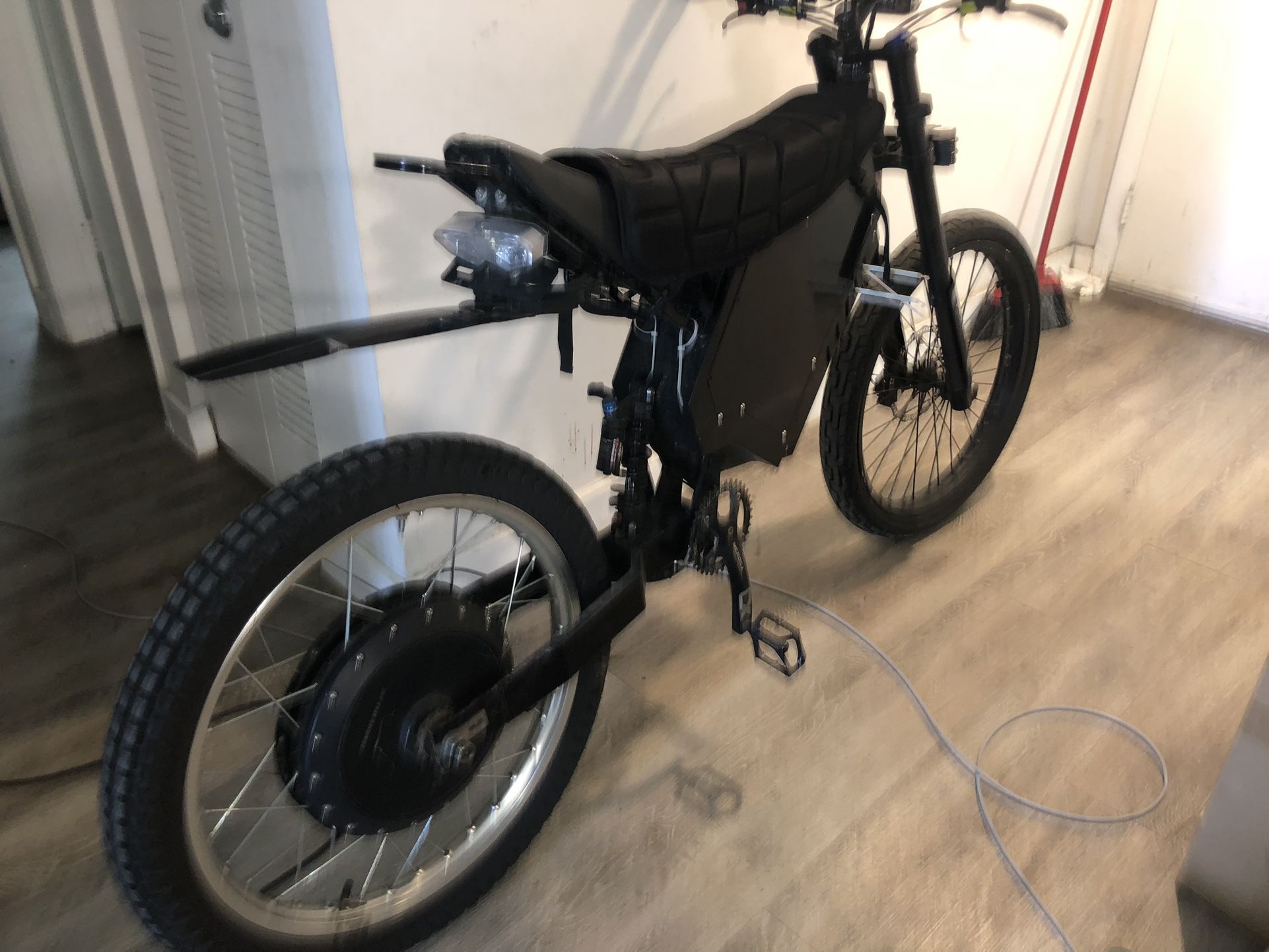 Enduro Stealth Bomber E-bike