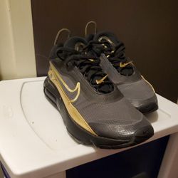  Nike Air Max 2090