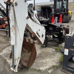 Bobcat 8709 Backhoe Attachment