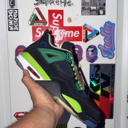 Jordan 4s