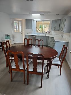 6  Chairs Dinning Table